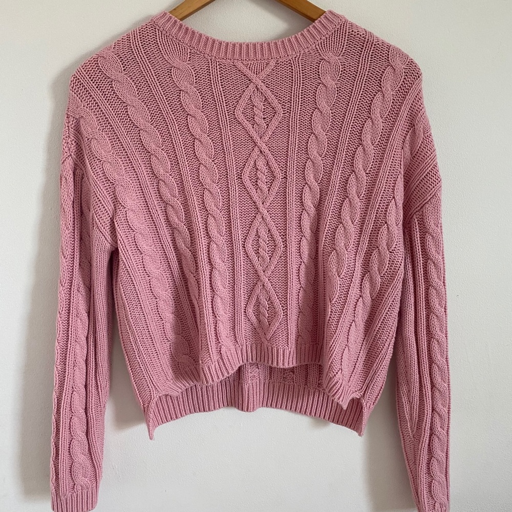 Stylish Pink Wool Sweater